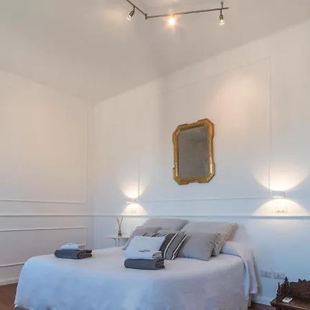 Interno 8 Appartement