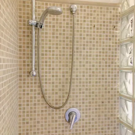 Interno 8 아파트